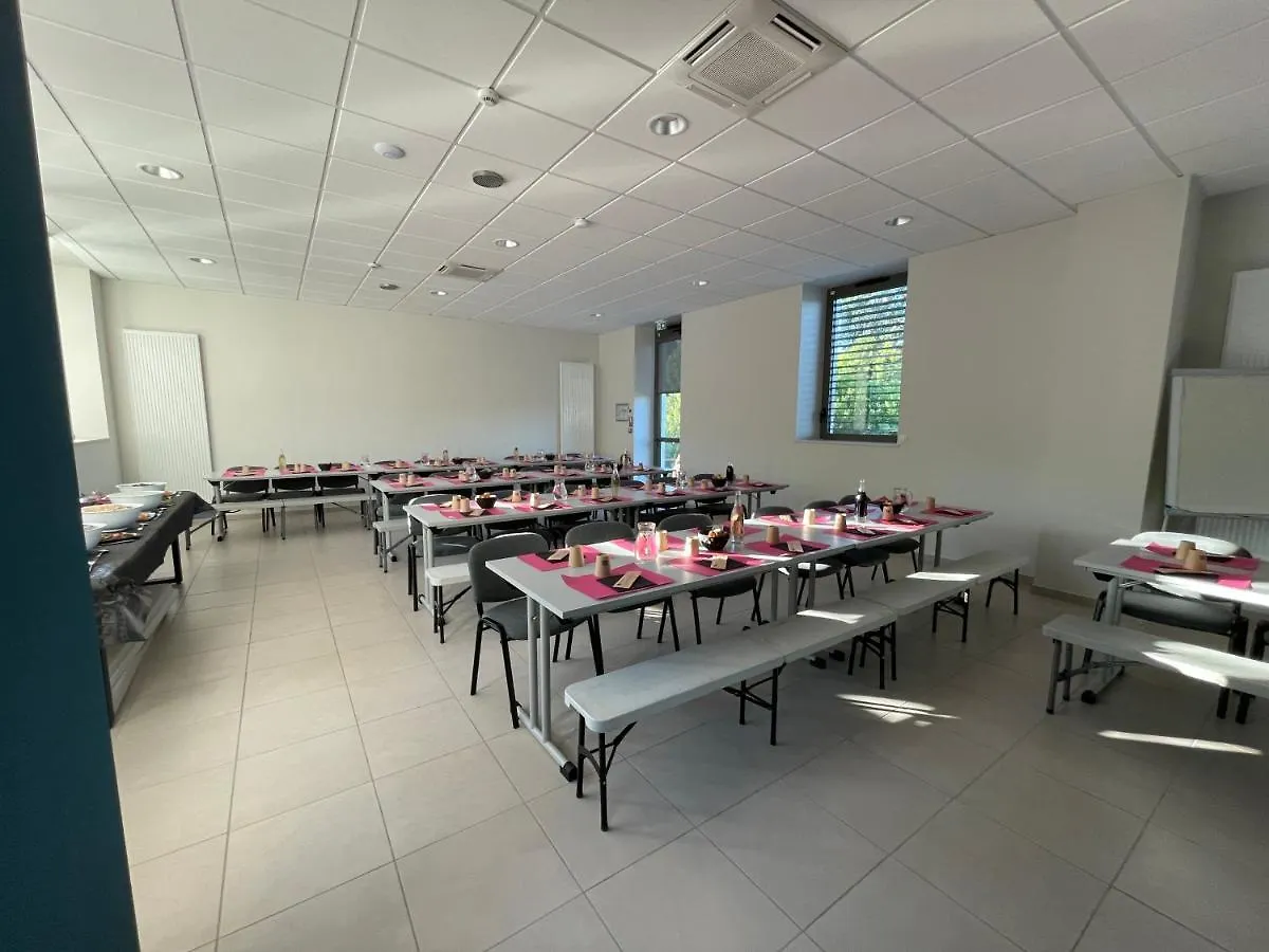 Le Preau De Baix Hotel