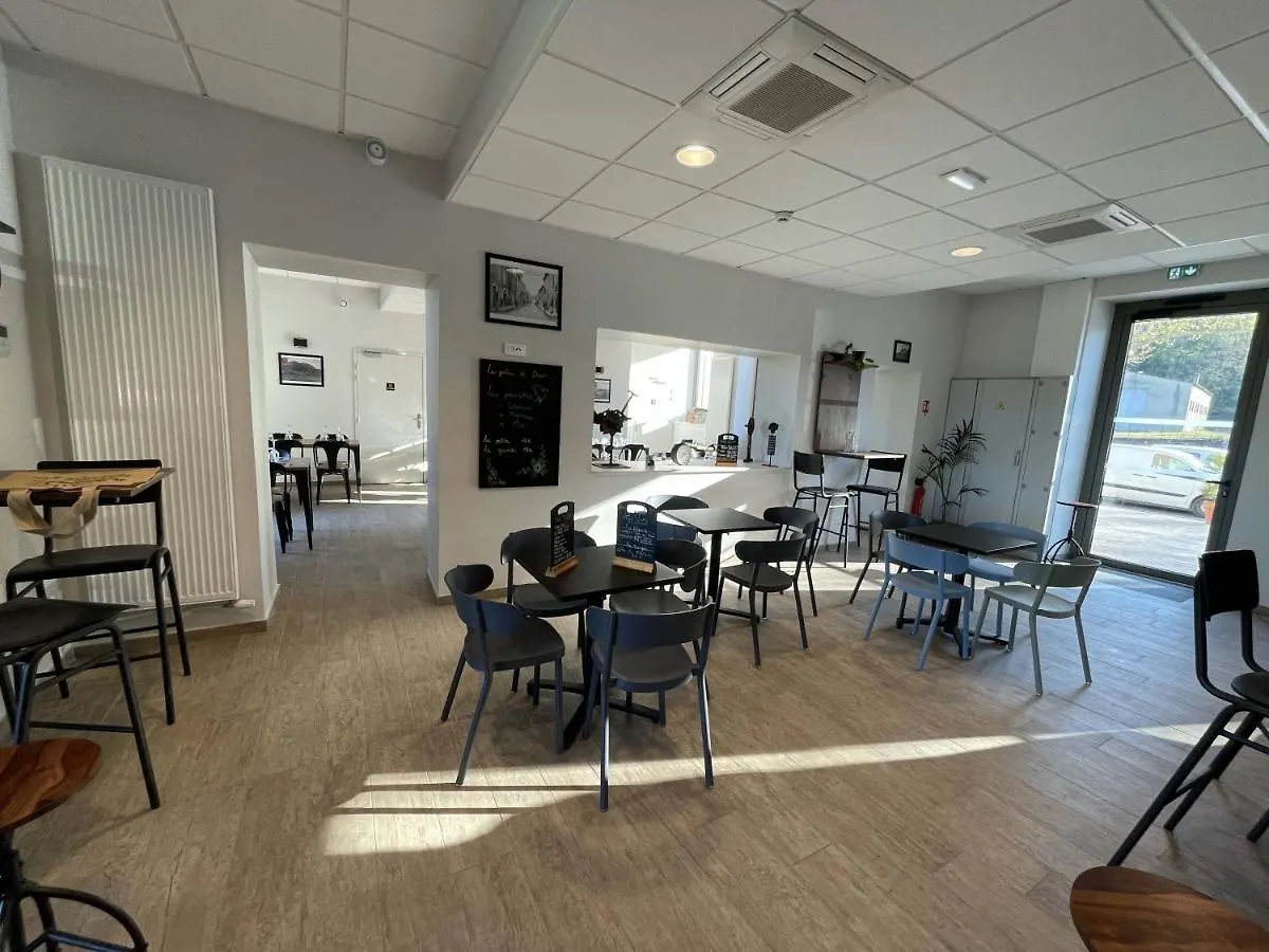Le Preau De Baix Hotel