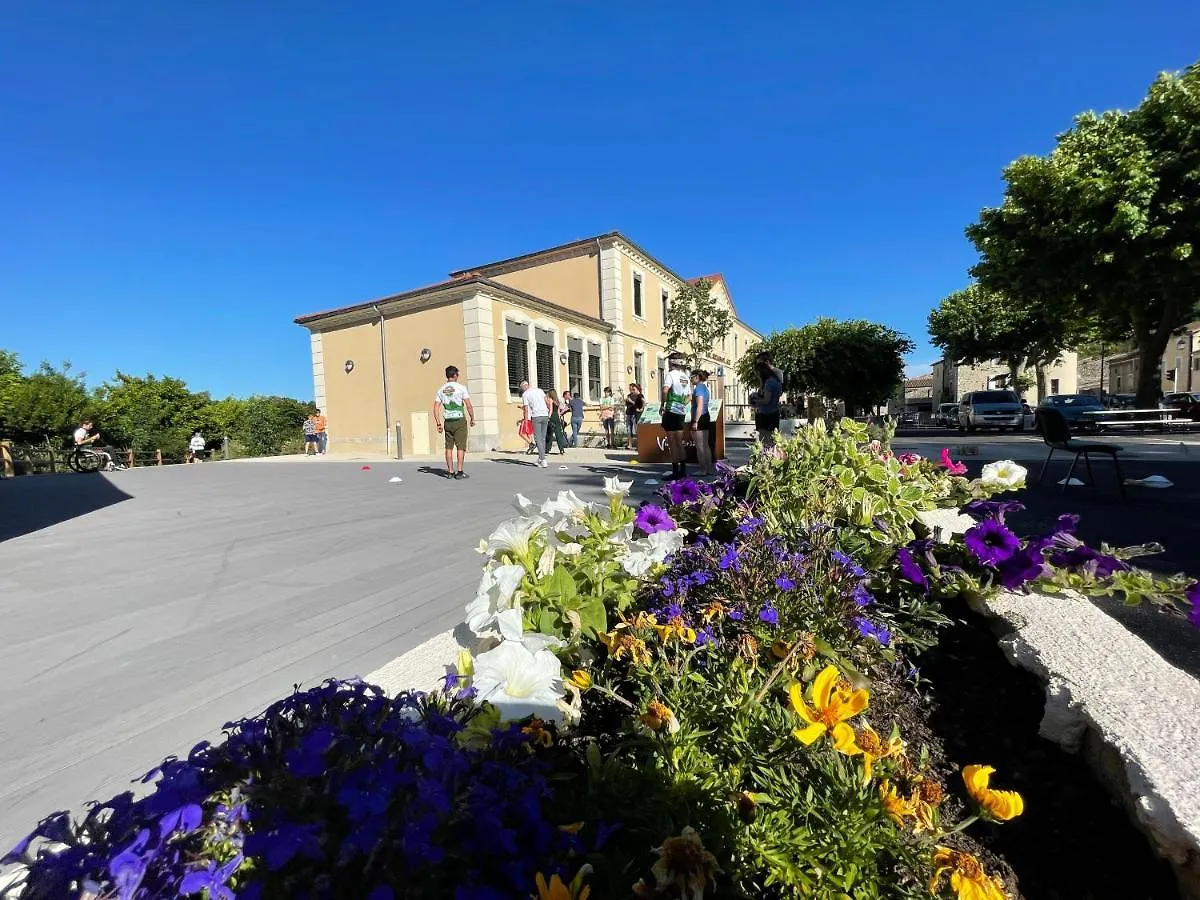 Le Preau De Baix Hotel